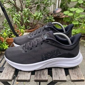 Hoka One One Solimar Men's Size 9.5D Black White Athletic Running Shoes Sneakers